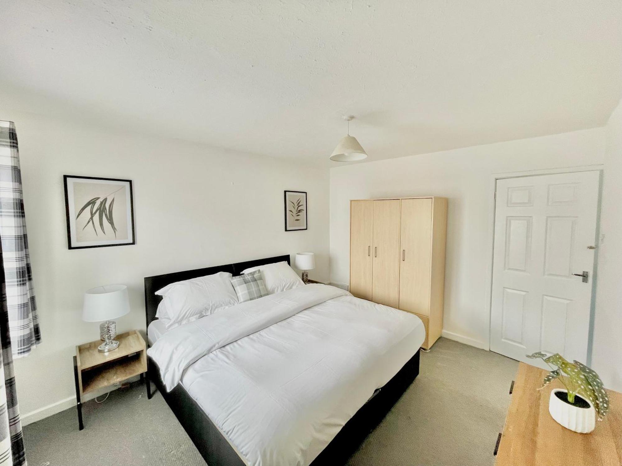 Cae Glas Apartments Holyhead Buitenkant foto