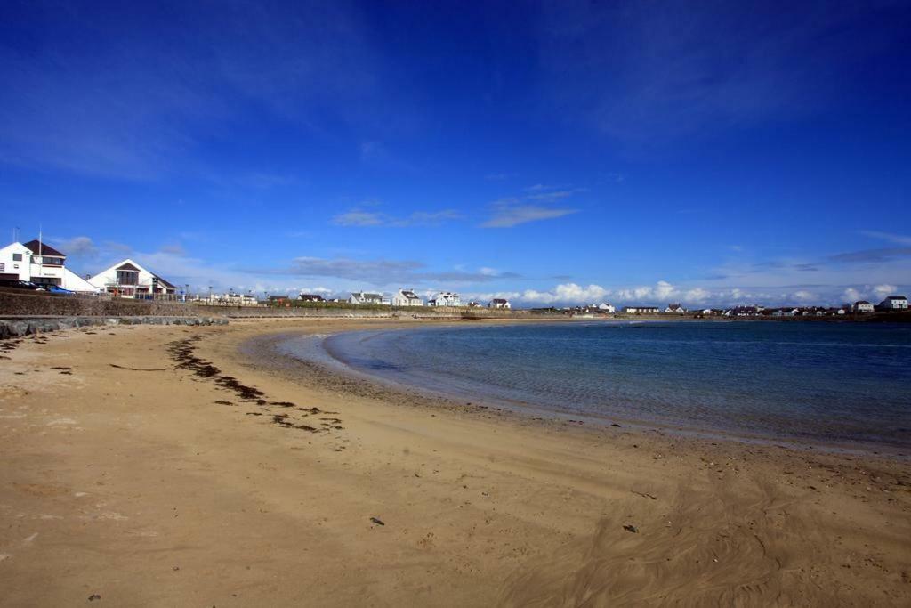 Cae Glas Apartments Holyhead Buitenkant foto